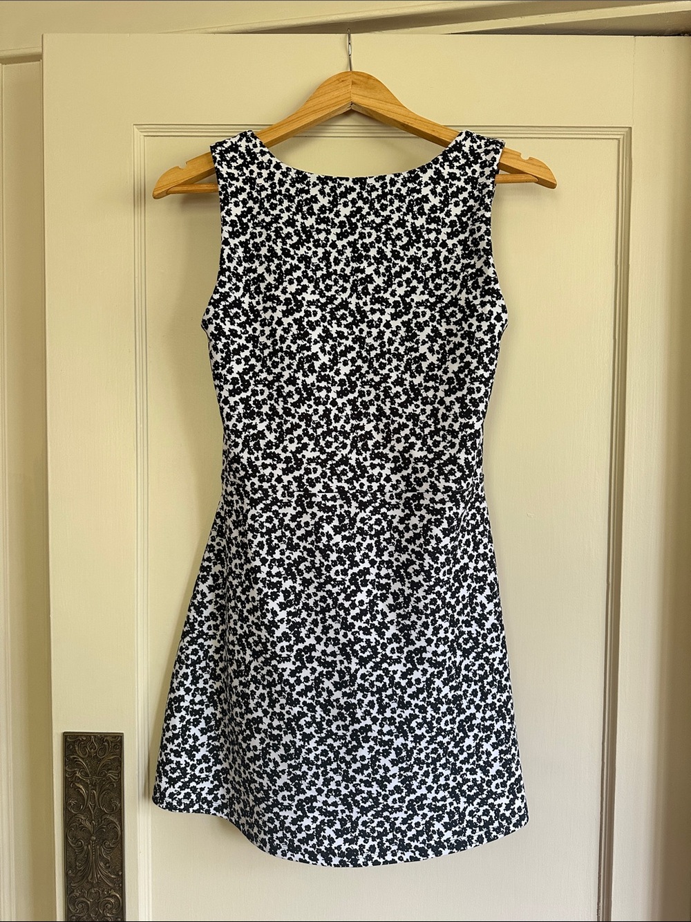 Sleeveless Black & White Printed Athletic Dress